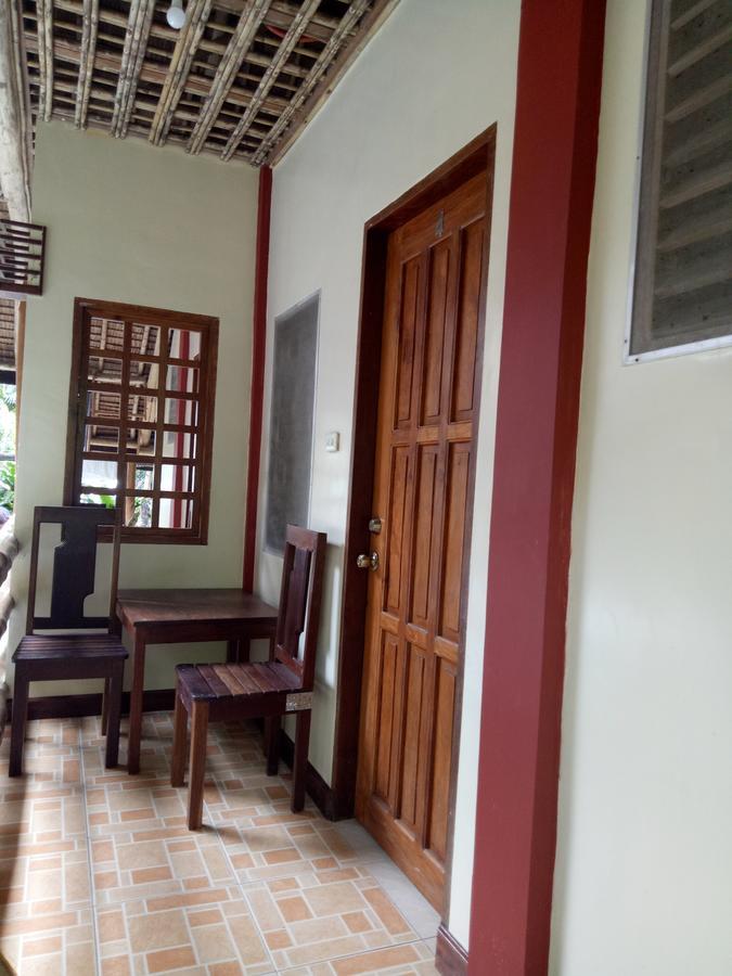 Ayette'S Bamboo House Restaurant And Cottages San Vicente (Palawan) Exterior foto